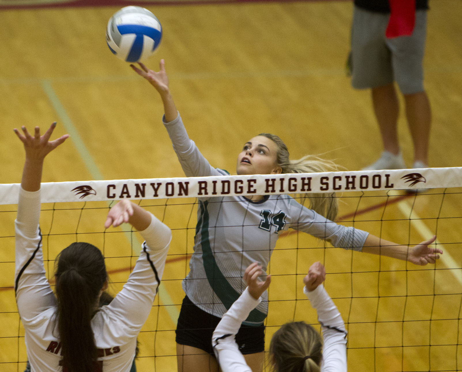 Canyon Ridge vs. Burley volleyball